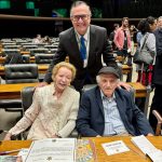 Um álibi elegante para velhos ódios